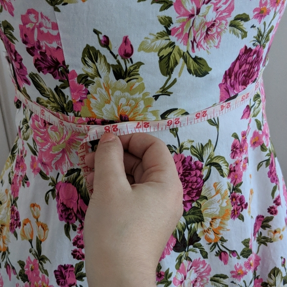 Floral dress - Picture 5 of 5